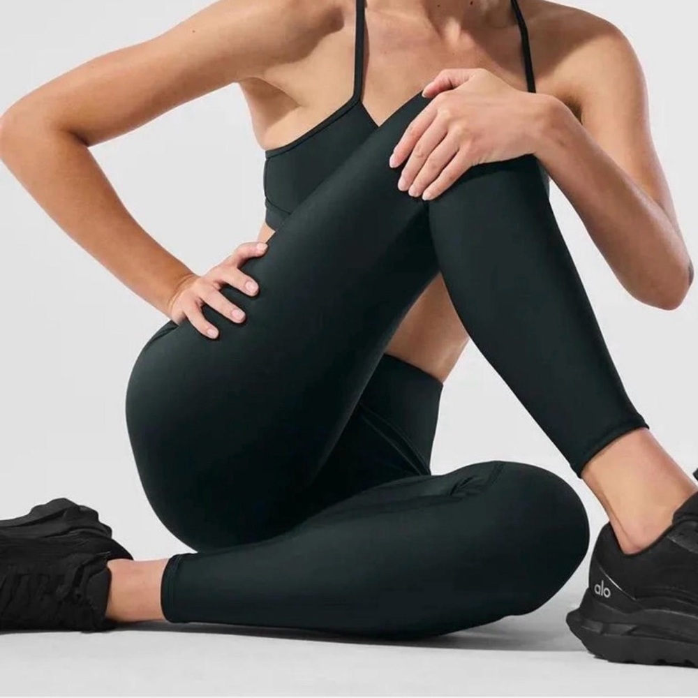 Alo Yoga Charcoal Green Airlift 7/8 Leggings - Size Medium NWT